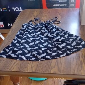 Fair Condition - One Size Brandy Melville Black and White Paisley A-line Top